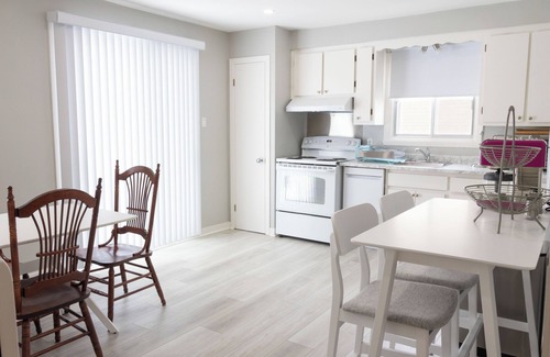 LaSalle Apartment | Sunny 3BR Oasis, Parkview, Rafting: 8 min. walk