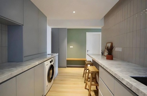 Huangpu Apartment | Sunny Abode复兴苑 3-Bedroom near Xintiandi