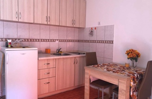 Babilonija Apartment | Sunny apartment with balcony