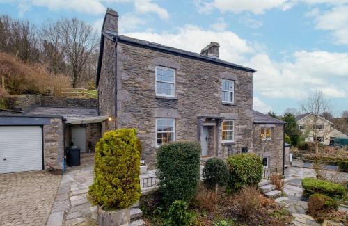 Lindale House | Sunny Brae