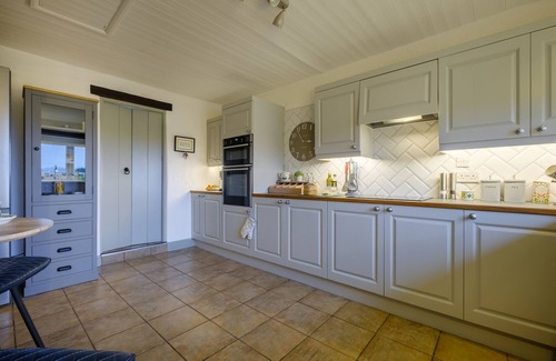 Lindale Cottage | Sunny Brae
