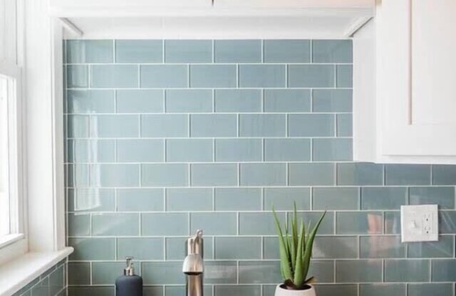 Dorchester House | Sunny & Bright Home | near T