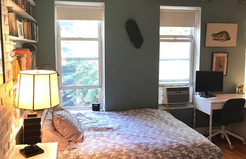 Gowanus House | Sunny, charming duplex in best Brooklyn 'hood