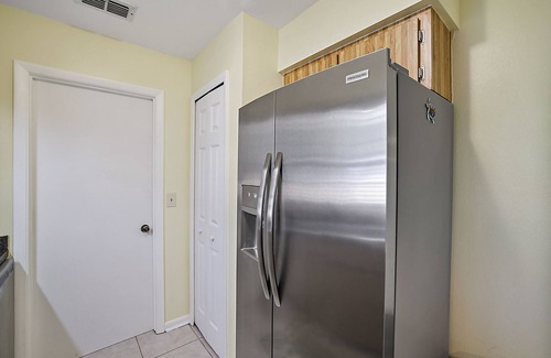 Leesburg House | Sunny Getaway: Easy Access to Orlando & the Shore!