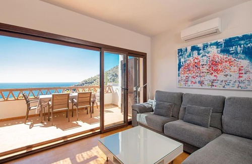 Almunecar House | Sunny house with great sea views, 3 terraces, private heated pool and sauna