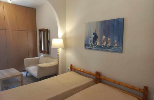East Mani Apartment | Sunny Kotronas Tower