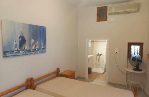 East Mani Apartment | Sunny Kotronas Tower