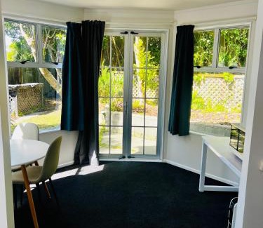 Johnsonville House | Sunny private room with private bathroom