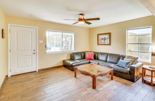 Uptown House | Sunny San Antonio Home Near Downtown Pets Welcome