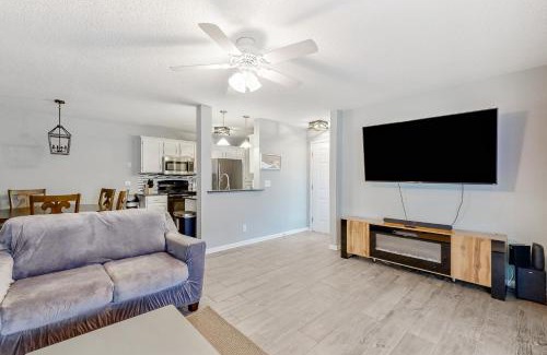Garden City Apartment | Sunny Shores Retreat