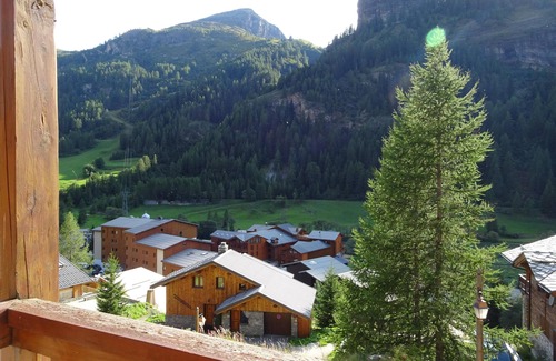 Les Brevieres Apartment | Sunny, spacious apartment (75 m2), 3 bedrooms, Tignes Brevières