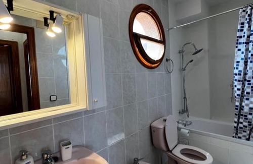 Los Arenales del Sol House | Sunny Villa Few Minutes Walk from beach