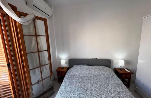 Los Arenales del Sol House | Sunny Villa Few Minutes Walk from beach