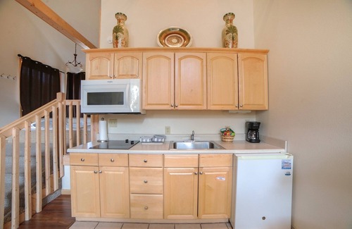 Estes Park Apartment | Sunnyside Knoll: 19 1 Bedroom Apts