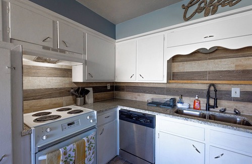 Sherman House | Sunnyside Sherman Duplex