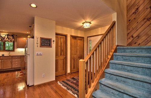 Paupack Ski Chalet | Sunnyview Lane Wallenpaupack Lakefront Chalet Spectacular Sunsets private dock