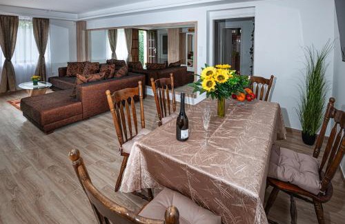 Rakoshegy Apartment | Sunrise Airport Inn - Free Parking