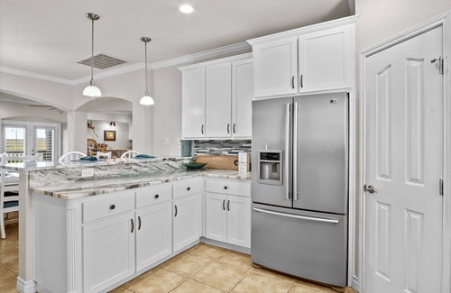 Safe Harbor House | Sunrise Beach Villa | Walk to Beach, Ocean Views!