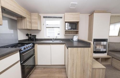Looe House | Sunrise Caravan by Belvilla