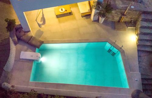 Palaio Tsifliki Villa | SUNRISE LUXURY POOL VILLA