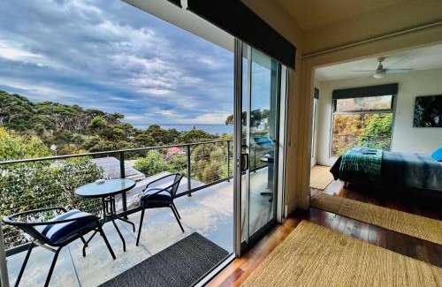 American River Apartment | Sunrise on Falie Seaview Eco Accommodation