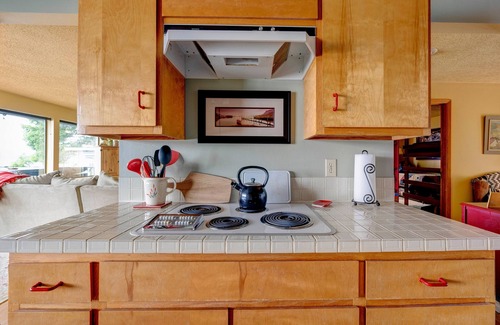 Olympia Cottage | Sunset Beach on Harstine Island