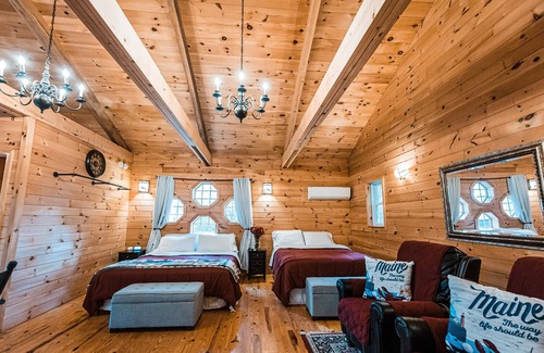 Belgrade Ski Chalet | Sunset Chalet- Stylish Waterfront Gem ⛴️ 🛶🎏🐥🐠🎣