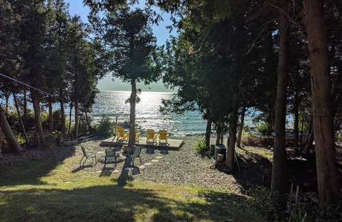 Saugeen 29 Cottage | Sunset Cottage -Discover your lakeside paradise on Lake Huron