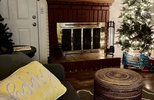 Big Bear Lake Cabin | Sunset Cozy Cabin