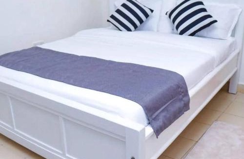 Mbotela Apartment | Sunset fab