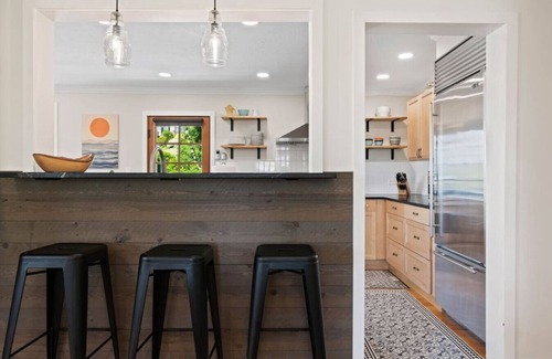 Bremerton House | Sunset Garden Retreat-Sea & Mountain View w/Sauna
