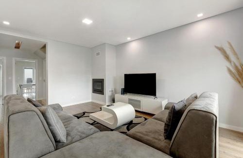 Seixal House | Sunset Holiday Home