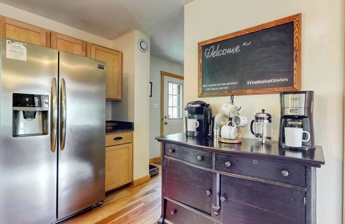 Sunday River Area House | Sunset Mountain View, Hot Tub, Sauna, Billiards, Sunday River, Grafton Notch