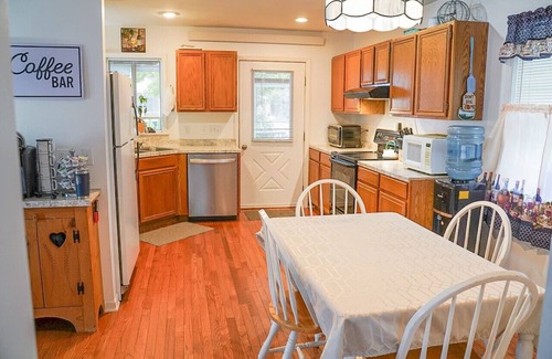 Town of Ledyard Cottage | Sunset Oasis Cottage