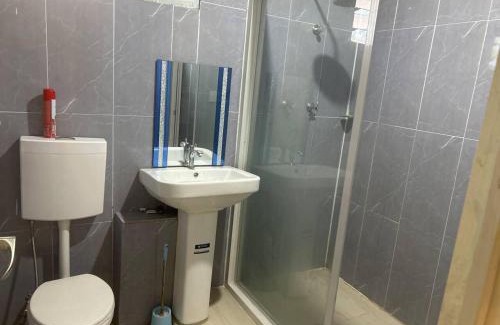 Honiara Apartment | Sunset Serenity Retreat in Ranadi-Free High Speed Wifi near great coffee Bar 2Beds Apt