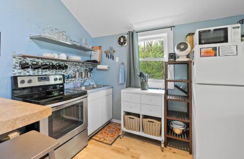 Baileys Harbor House | Sunset Shores - Sunflower Cabin #4 by Simple Life Rentals