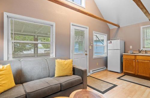 Baileys Harbor House | Sunset Shores - Tiger Lily Cabin #5 by Simple Life Rentals