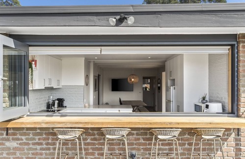 Lorne House | Sunset View