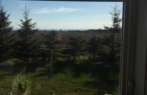 Chelton House | Sunset Views Vacation Home - Hottub