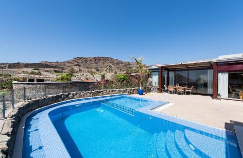 Mogan Ski Chalet | Sunset Villa
