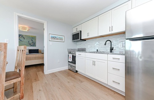 North Truro Condo | Sunset Village Beachfront Condo