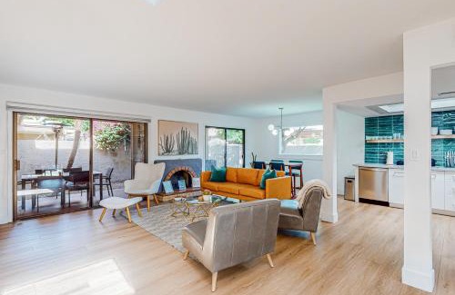 South Scottsdale Apartment | Sunshine Time