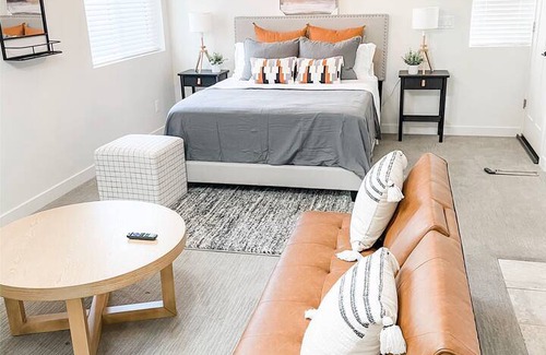 American Fork House | Sunshine Travelers Minimalist Getaway Suite in American Fork