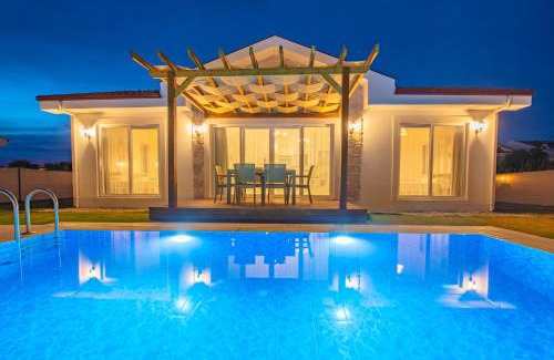 Fethiye City Center Hotel | SunTeos Villa Suites