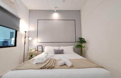 Hulu Kinta Hotel | Sunway Tambun Salesman Stay 5 Bedroom 10pax by IWH