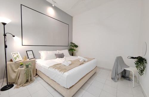 Hulu Kinta Hotel | Sunway Tambun Salesman Stay 5 Bedroom 10pax by IWH
