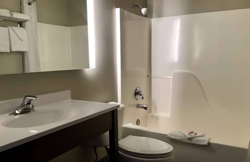 Blackfoot Hotel | Super 8 by Wyndham Blackfoot