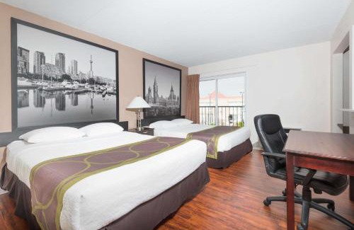 Cambridge Hotel | Super 8 by Wyndham Cambridge/Kitchener/Waterloo Area