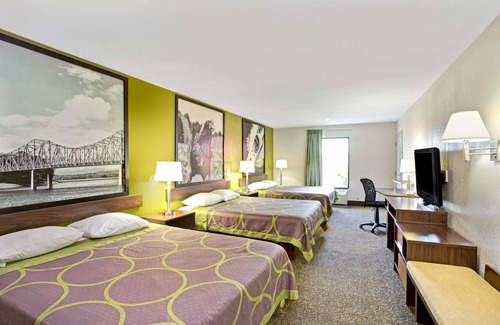 Gainesville Hotel | Super 8 by Wyndham Gainesville