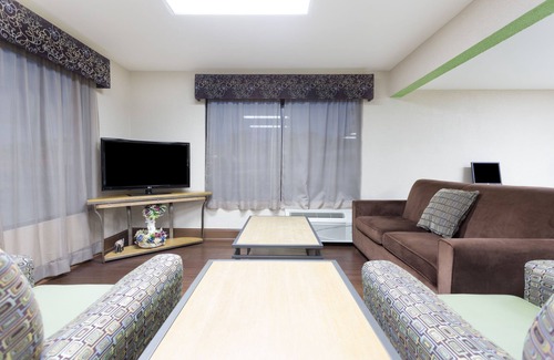Gainesville Hotel | Super 8 by Wyndham Gainesville
